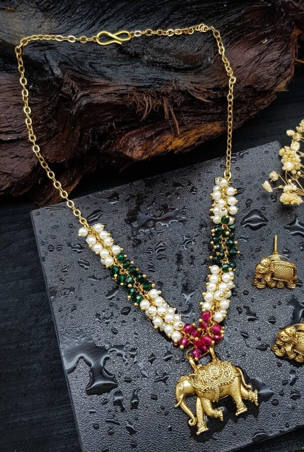 Gold Finish Designer elephant Red crystal Necklace Set